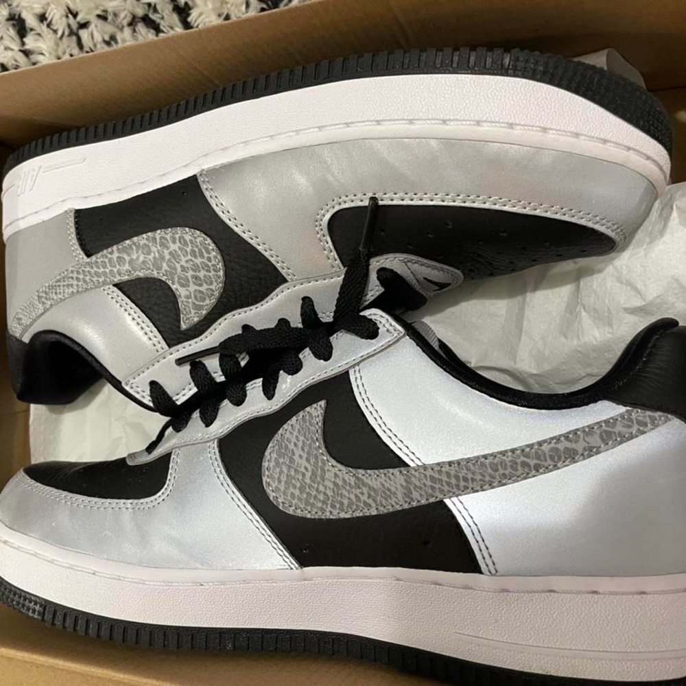 Nike Air Force